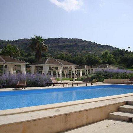 Agriturismo La Fiumara Villa Ното Екстериор снимка