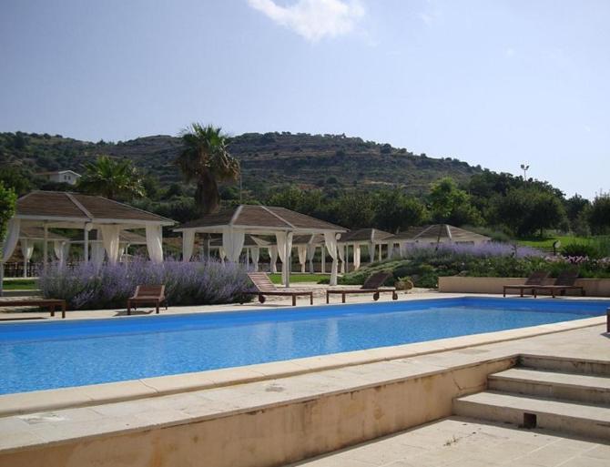 Agriturismo La Fiumara Villa Ното Екстериор снимка